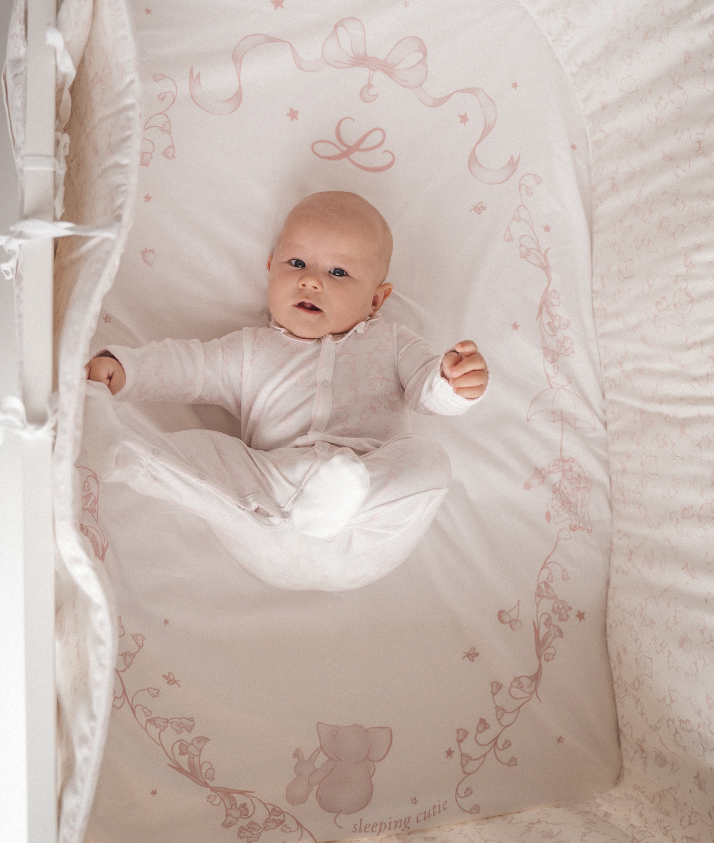 Wonderland Crib Bumper