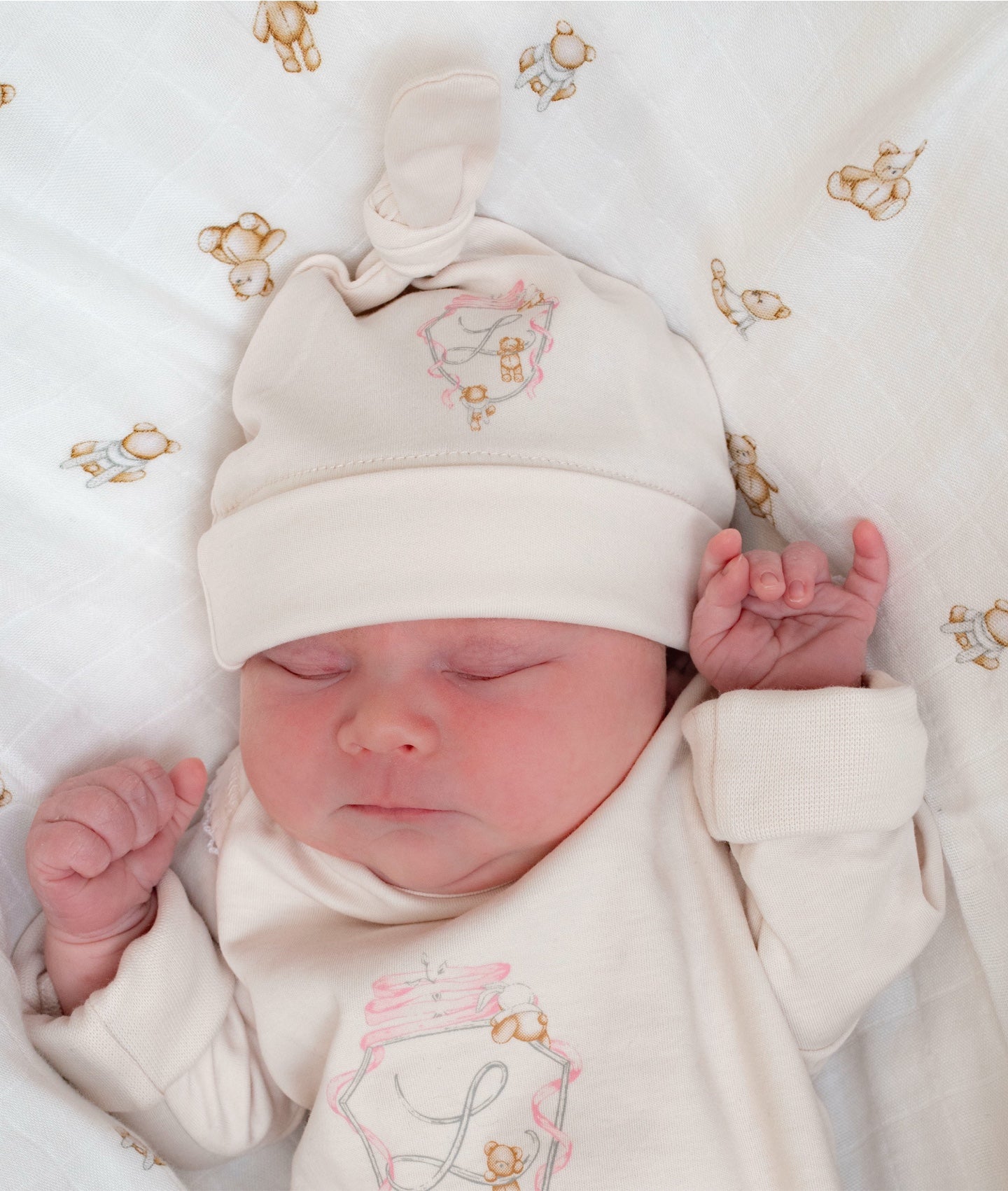 Teddy Tay Tossie Hut