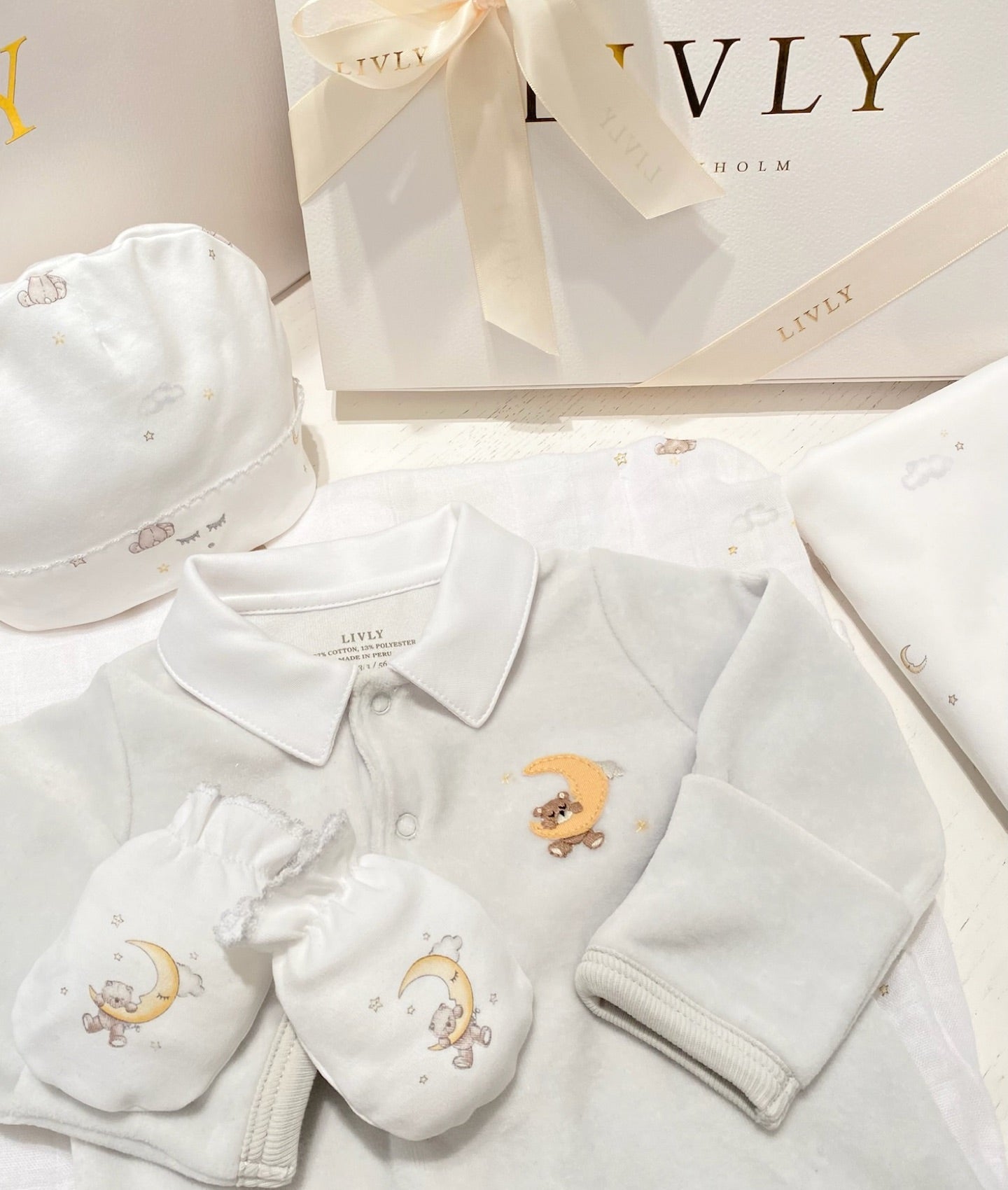 Teddy Dreams London Footie