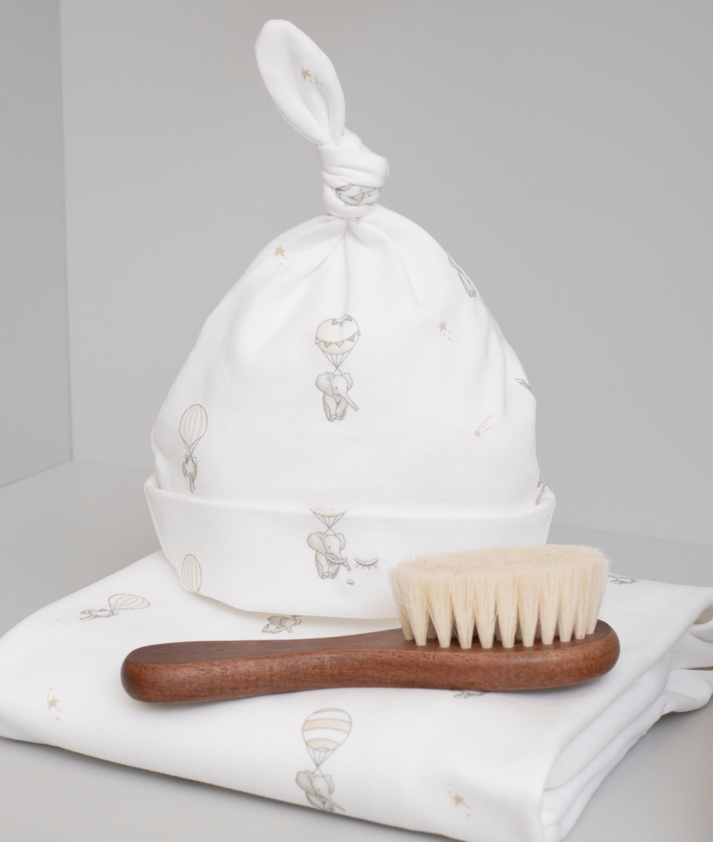 Flying Elephants Tossie Hat