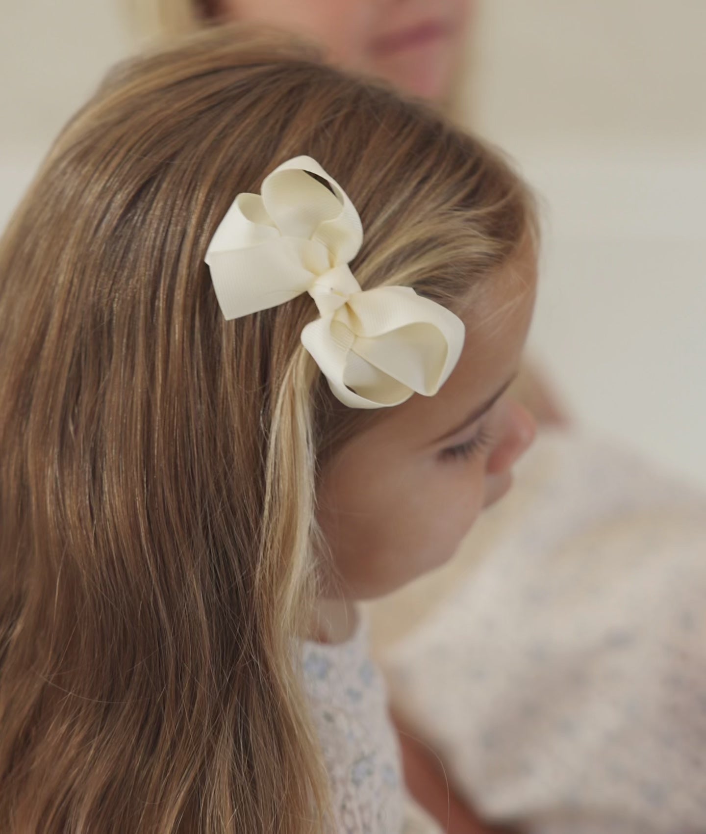 Medium Bow Milkey Way