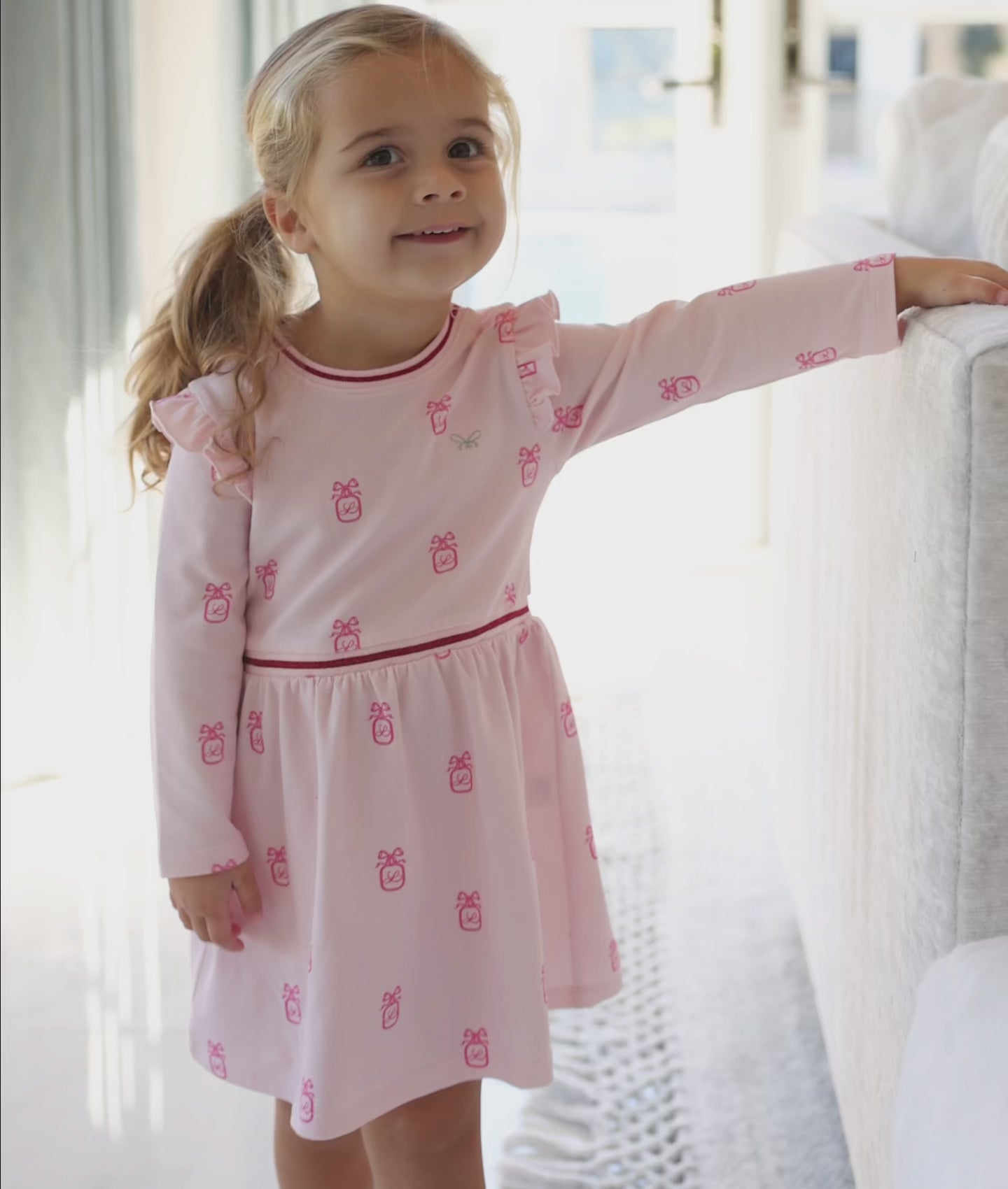 Rusetti seppele Yana mekko